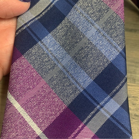 Jos A. Bank 100% Silk Traveler Stain Resistant Collection Bundle of ties - Picture 10 of 16